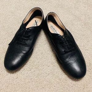 MADE IN ITALY-Saks Fifth Avenue-Oxford Flats